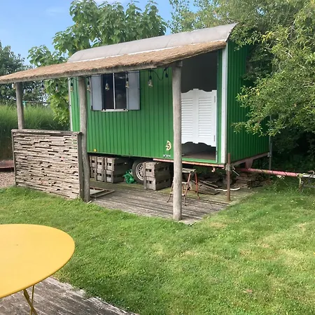 Tiny House At The Ecological Swimming Pool * Deerlijk